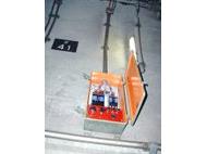 トンネル内の作業用電源箱