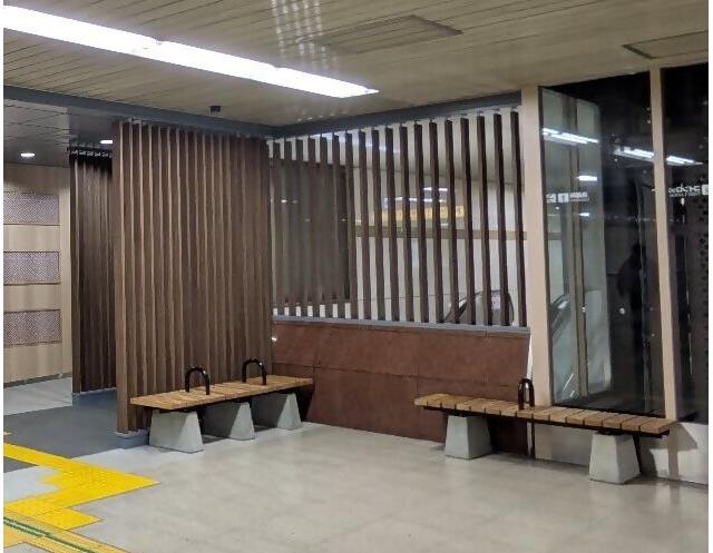 名古屋駅の子ども・子育てサポートベンチ